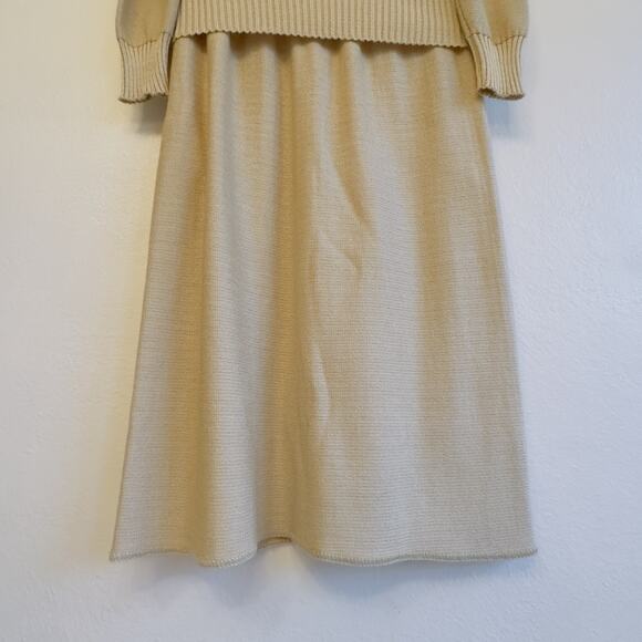 Vintage Vivanti Metallic Gold Knit Sweater Skirt Set Size 6 Festive Made in USA - Picture 5 of 12